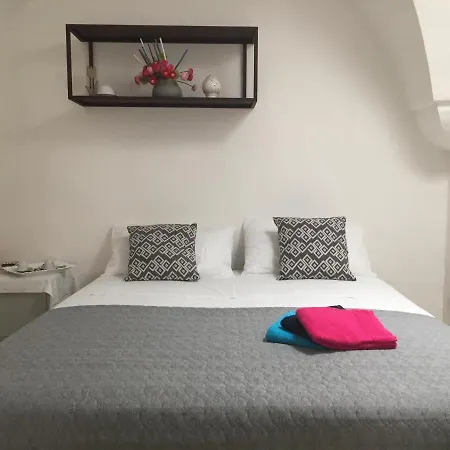 Via Dante Luxury Bed & Breakfast