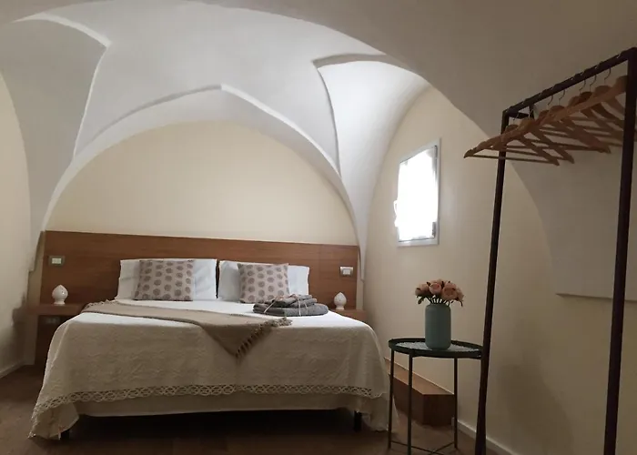 فندق مبيت وإفطار Via Dante Luxury 3*